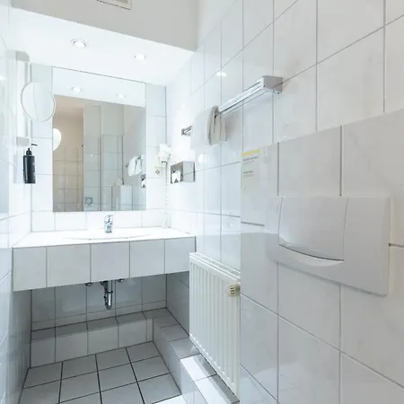 Hotel Elisenhof 4*