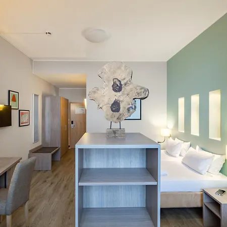 Elisenhof Hotel 4*