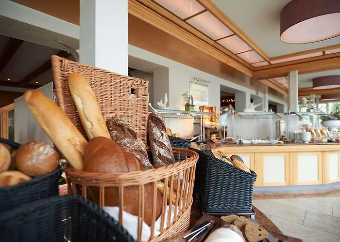 Select Elisenhof Hotel 4*