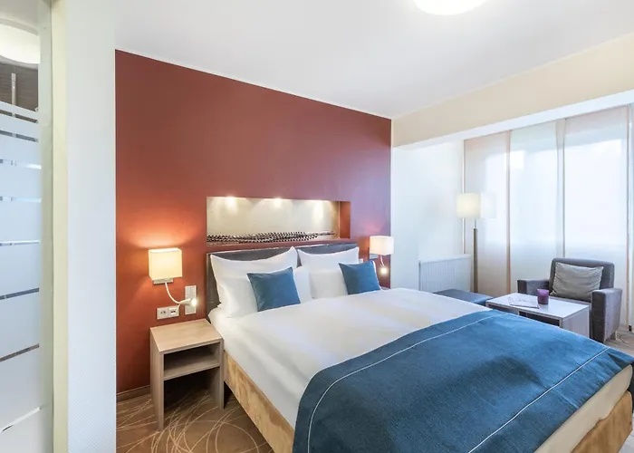 Hotel Select Elisenhof 4*